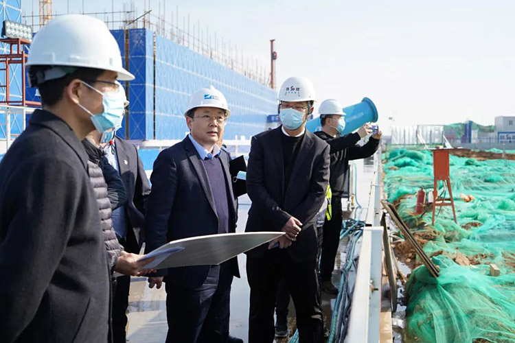 西安航空城集团组织节后项目建设复工复产现场推进会